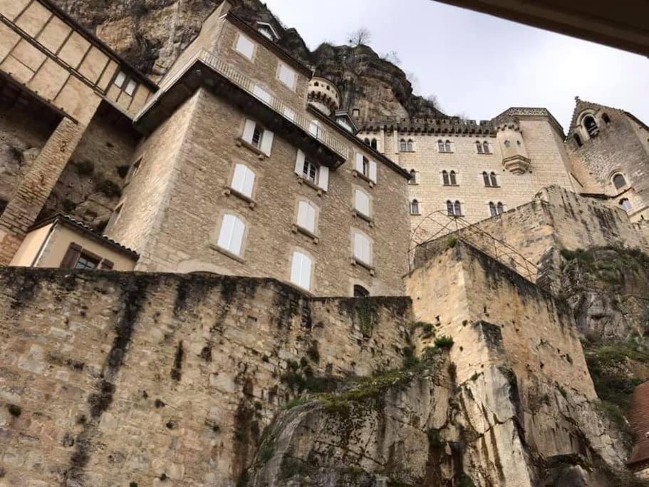 Gites Des Deux Vallees La Borieta Du Causse - Рокамадур Екстериор снимка